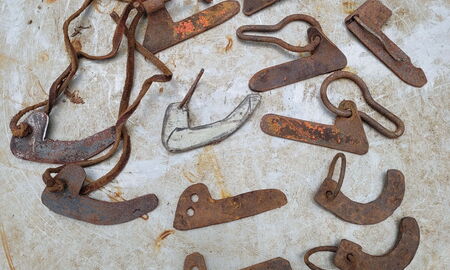 verschiedene selbstgemachte Splints für Bögen und Zugaufnahme am australischen Joch